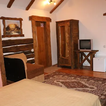 Hotel Eco Grill Restaurant Aquarius Lviv