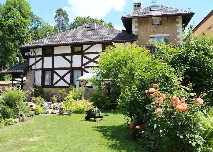 Aquarius Eco-Hotel-Grill-Restaurant 3*